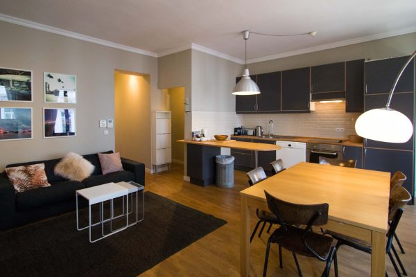 Avenue Louise - One-Bedroom Apartment with Terrace