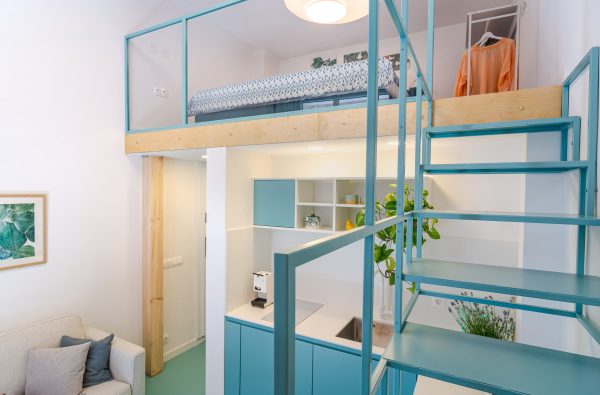 Graf Ignatiev - Studio with Garden