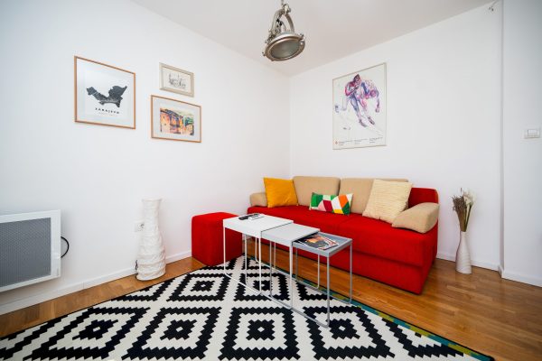 Alipasina - City Center One-Bedroom Apartment